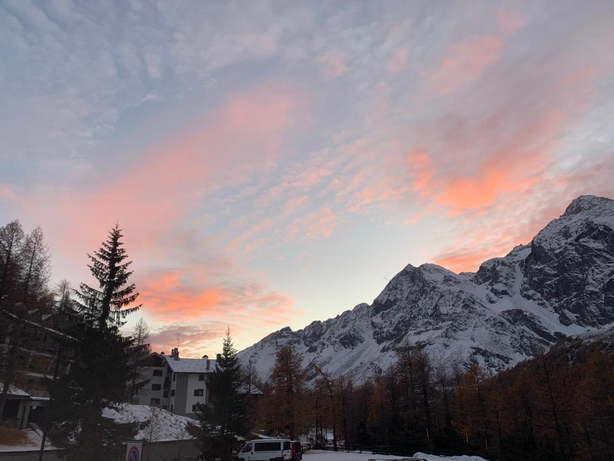 Casa Camas, Wide 2Bedroom, Feel The Mountain Breuil-Cervinia Luaran gambar